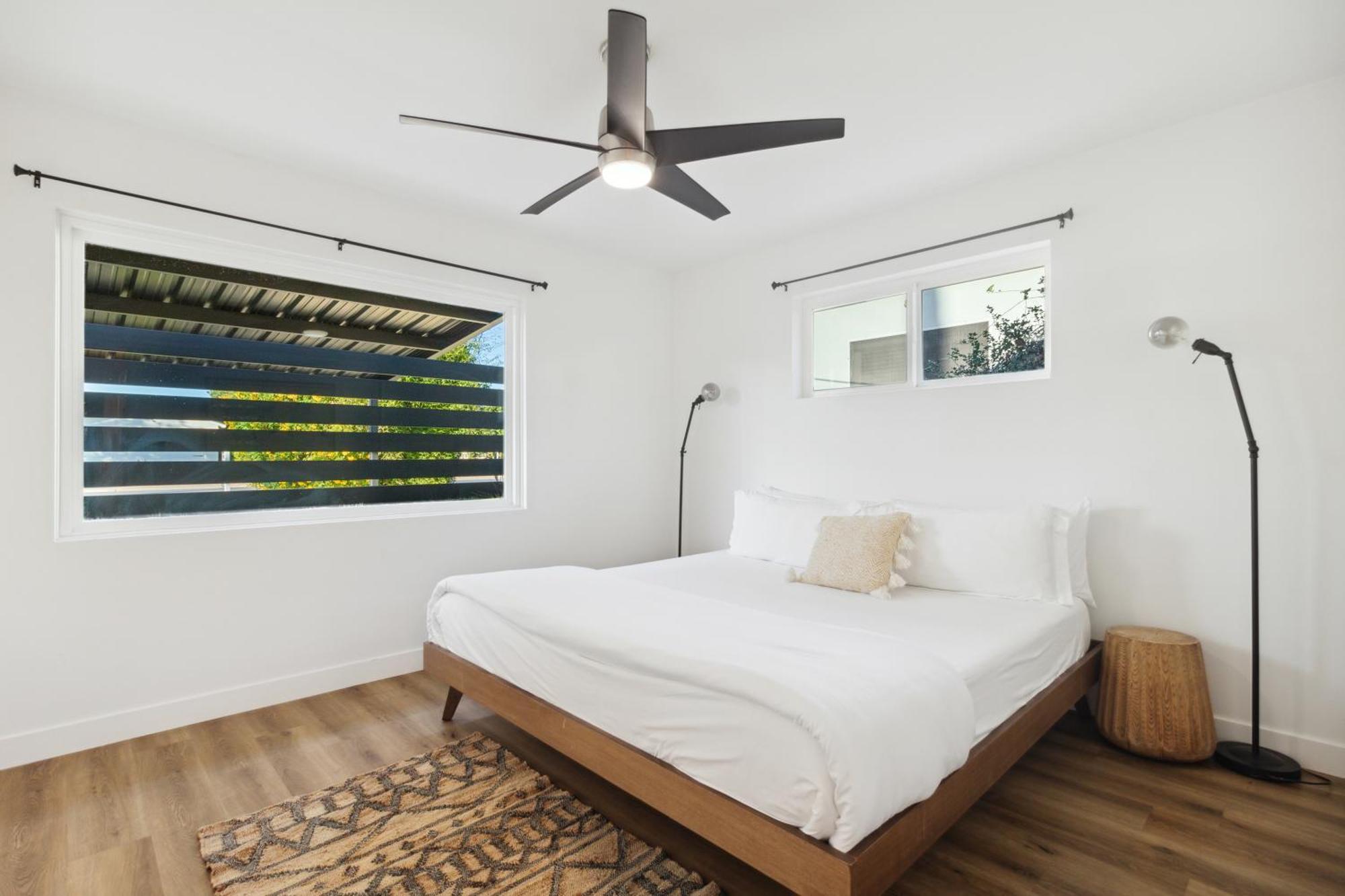 Bichito's Playground - Heated Pool, Walkable *